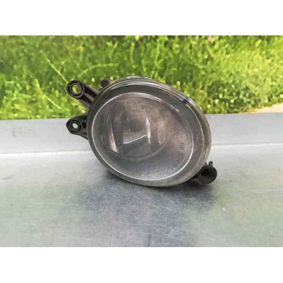 Faro Antiniebla Derecho para Audi A6 Berlina