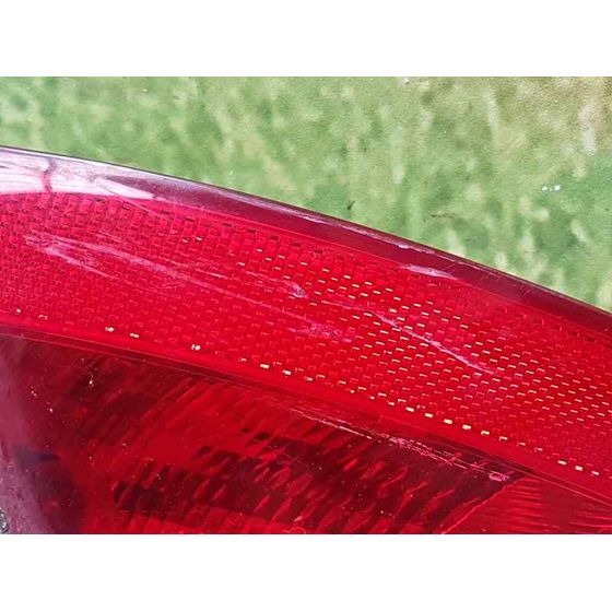 Faro Antiniebla Trasero Izquierdo Para Ford Focus Berlina