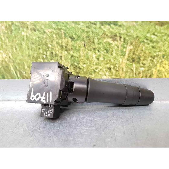 Mando Luces Para Mitsubishi Montero