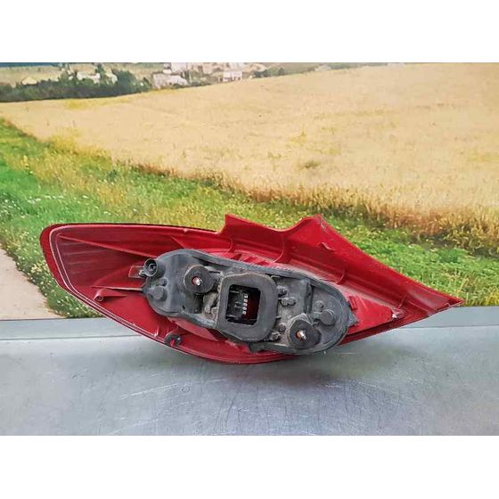 Piloto Trasero Derecho Para Opel Corsa D