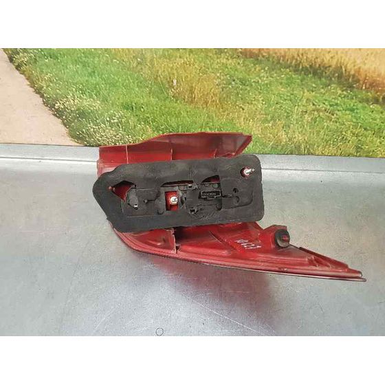 Piloto Trasero Izquierdo Para Peugeot 1007
