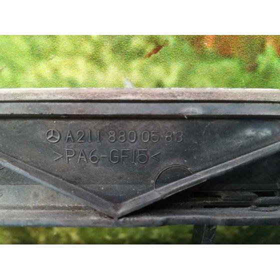 Rejilla Delantera para Mercedes-Benz Clase E (W211) Berlina