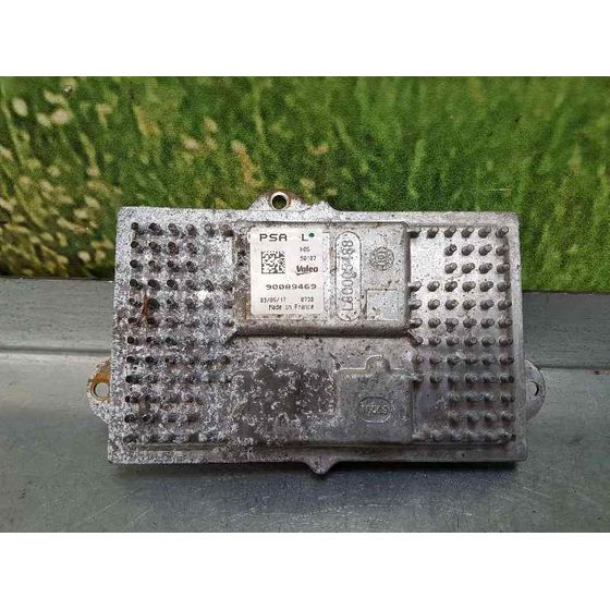 Centralita Faro Para Peugeot 3008