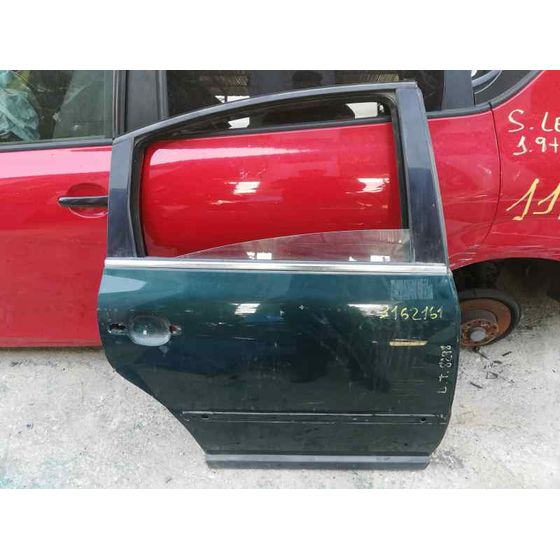Puerta Trasera Derecha Para Volkswagen Passat Berlina