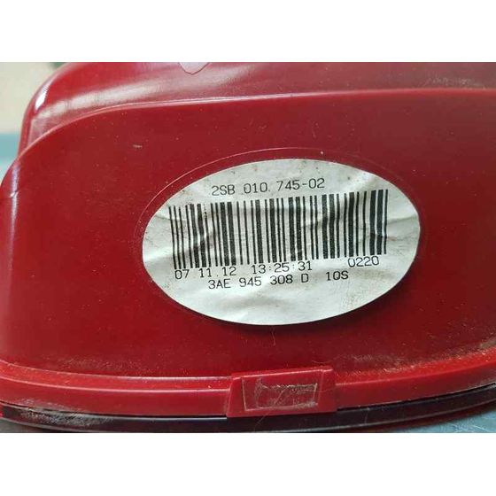 Piloto Trasero Derecho Para Volkswagen Passat Lim.