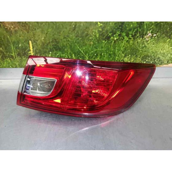 Piloto Trasero Derecho Para Renault Clio Iv