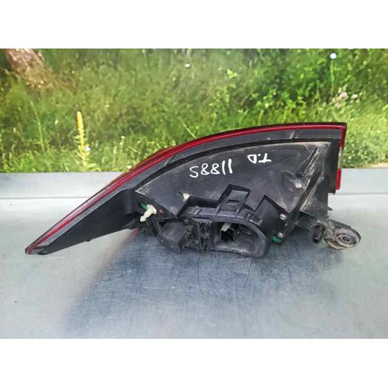 Piloto Trasero Derecho Para Renault Clio Iv