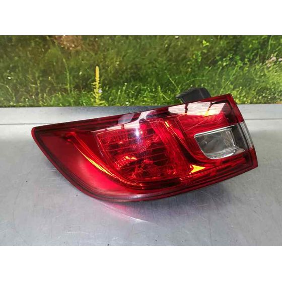 Piloto Trasero Izquierdo para Renault Clio Iv