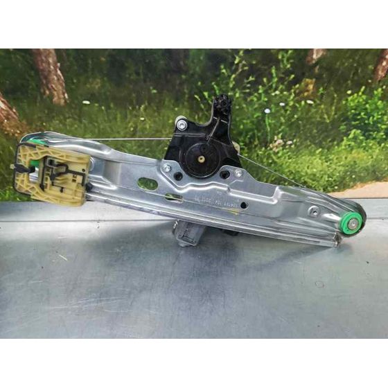 Elevalunas Trasero Derecho Para Ford Focus Lim.