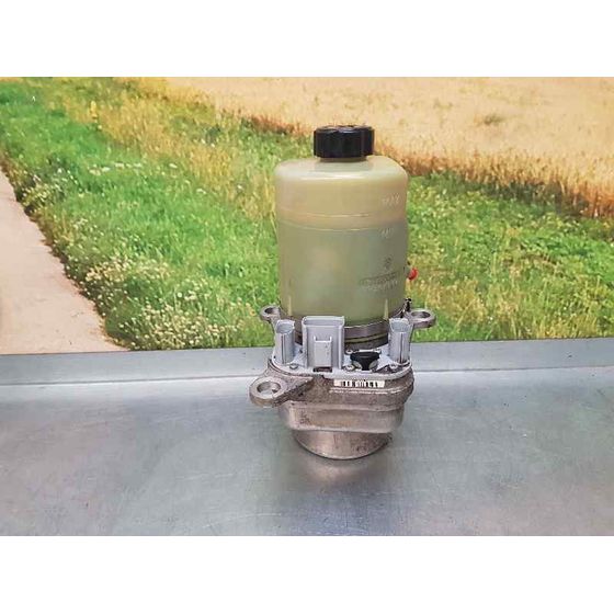 Bomba Direccion Electrica Para Ford Focus Berlina
