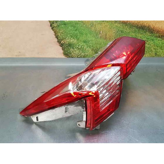 Piloto Trasero Central Para Kymco Super