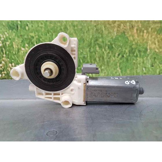 Motor Elevalunas Delantero Derecho para Peugeot 307 (S1)