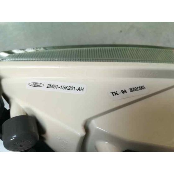 Faro Antiniebla Derecho para Ford Focus Turnier (Cak)