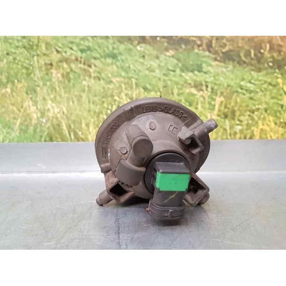Faro Antiniebla Derecho Para Mazda 5 Berl.