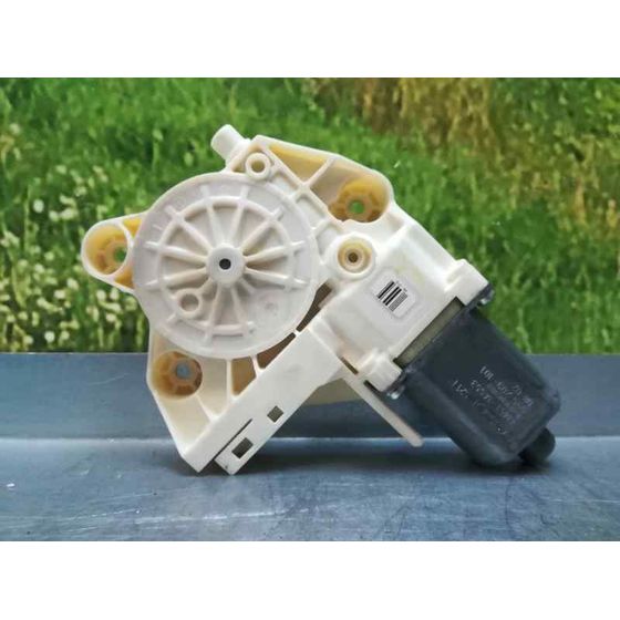 Motor Elevalunas Delantero Derecho Para Ford Focus Lim.
