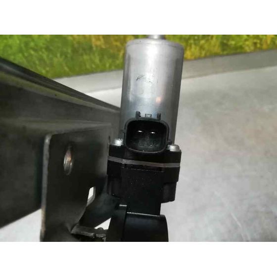 Elevalunas Delantero Izquierdo para Renault Clio Iv