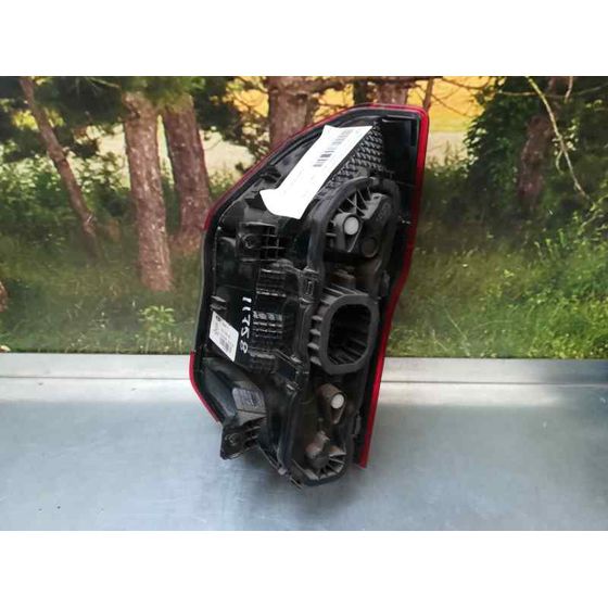 Piloto Trasero Izquierdo Para Ford Transit Courier