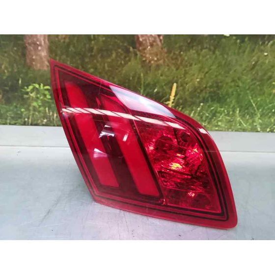 Piloto Trasero Izquierdo Para Peugeot 308