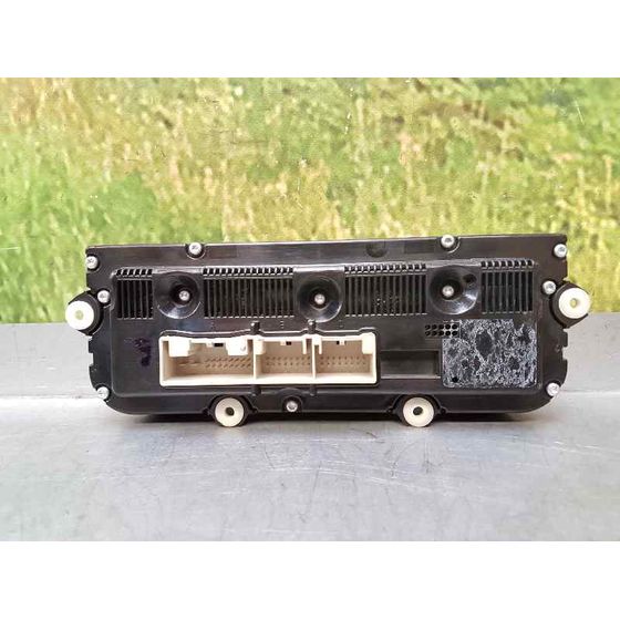 Mando Climatizador Para Volkswagen Golf V Berlina