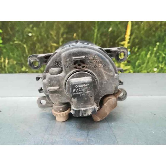 Faro Antiniebla Derecho Para Citroen C4 Berlina
