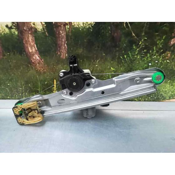 Elevalunas Trasero Derecho Para Ford Focus Lim.