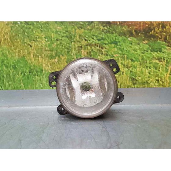 Faro Antiniebla Derecho Para Jeep Gr.cherokee