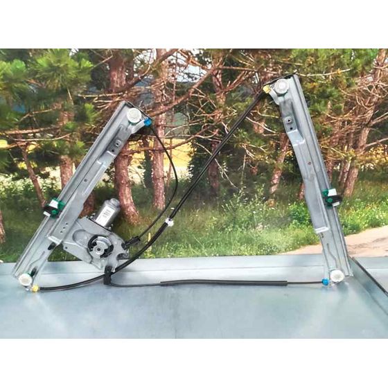 Elevalunas Delantero Derecho Para Renault Clio Iii