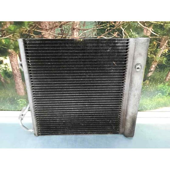 Condensador / Radiador Aire Acondicionado Para Smart Coupe