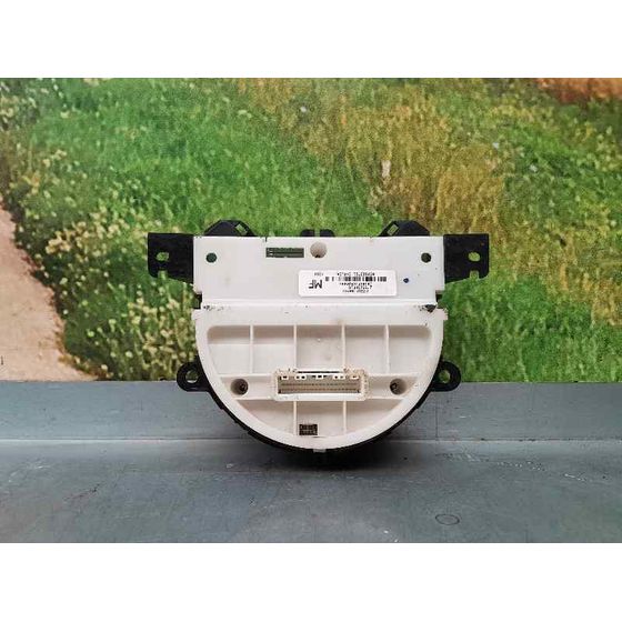 Mando Climatizador Para Nissan Micra