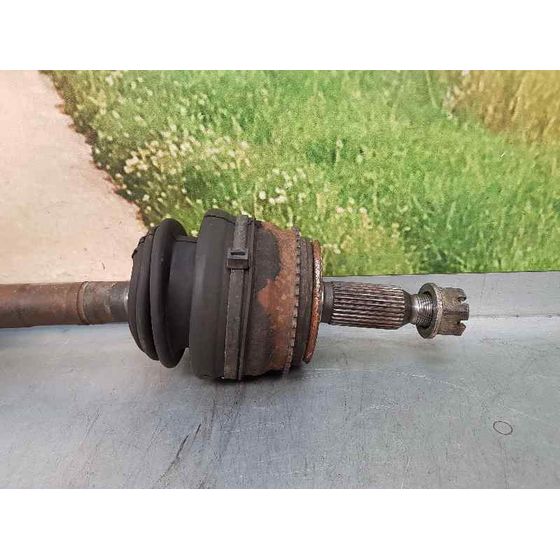 Transmision Delantera Izquierda Para Mitsubishi Montero