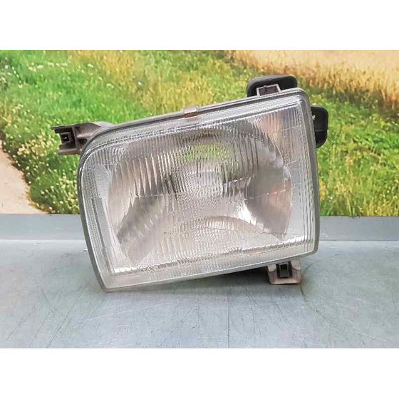 Faro Izquierdo para Nissan Pick-Up (D22)