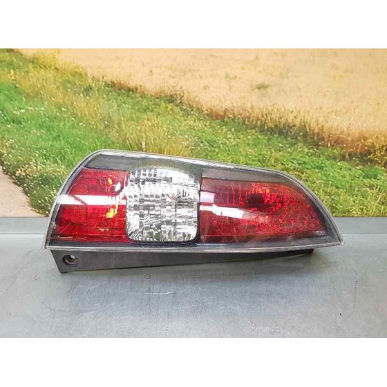 Piloto Trasero Izquierdo Para Subaru Justy J13