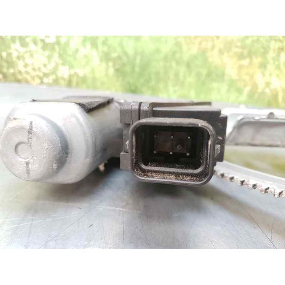 Elevalunas Delantero Derecho Para Opel Corsa C