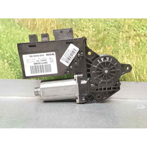 Motor Elevalunas Delantero Derecho Para Peugeot 307 Break / Sw
