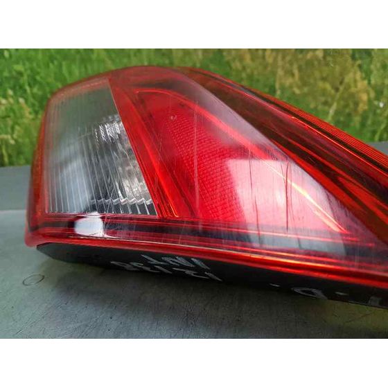 Piloto Trasero Derecho Para Opel Corsa E