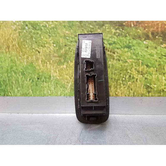 Mando Elevalunas Delantero Izquierdo  Para Renault Kadjar