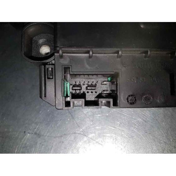 Elevalunas Delantero Izquierdo para Volkswagen Polo (6C1)