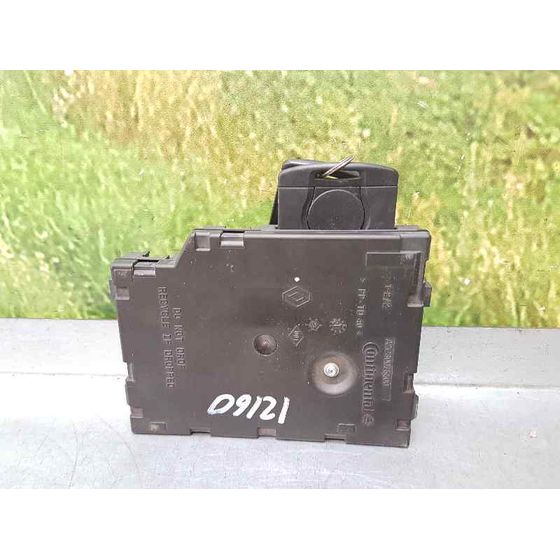 Clausor De Tarjeta Para Renault Clio Iv