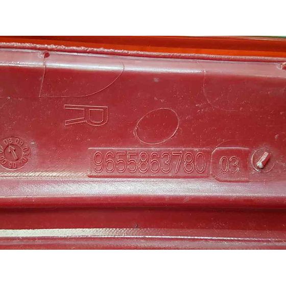 Piloto Trasero Derecho Para Citroen C4 Berlina