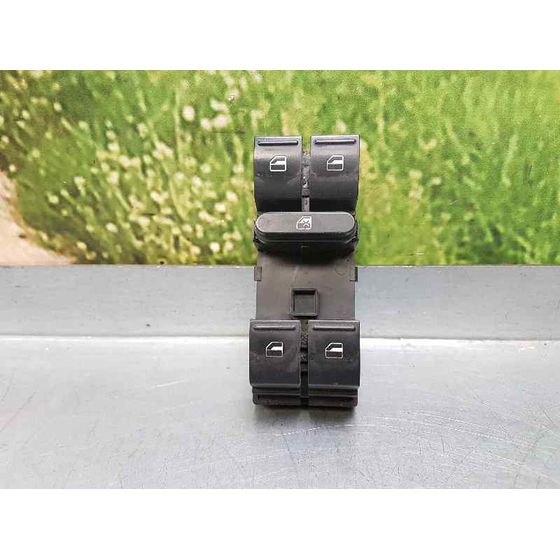 Mando Elevalunas Delantero Izquierdo Para Seat Altea Xl