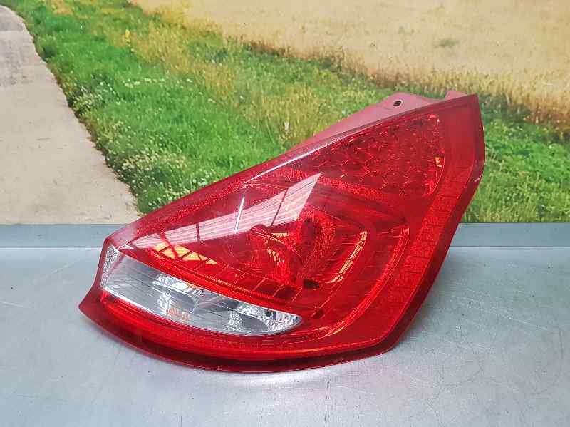 Piloto Trasero Derecho Para Ford Fiesta