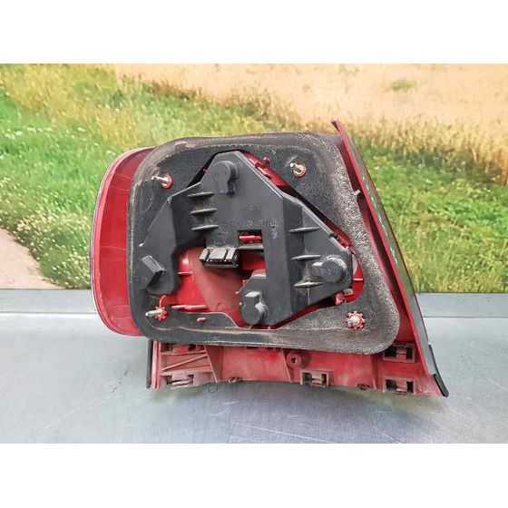 Piloto Trasero Derecho Para Audi A4 Berlina