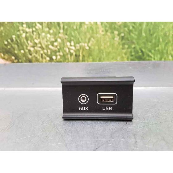 Conexion Usb/Aux para Kia Niro