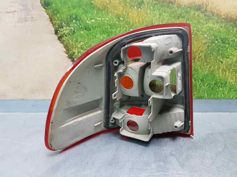 Piloto Trasero Derecho Para Opel Astra F Berlina