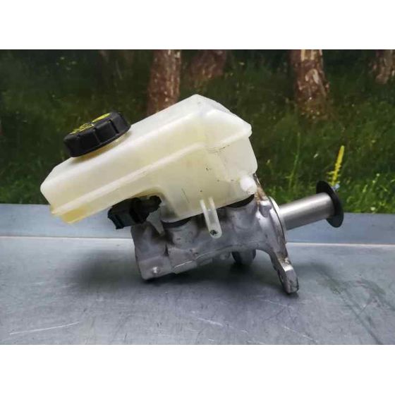 Bomba Freno Para Volkswagen Passat Lim.