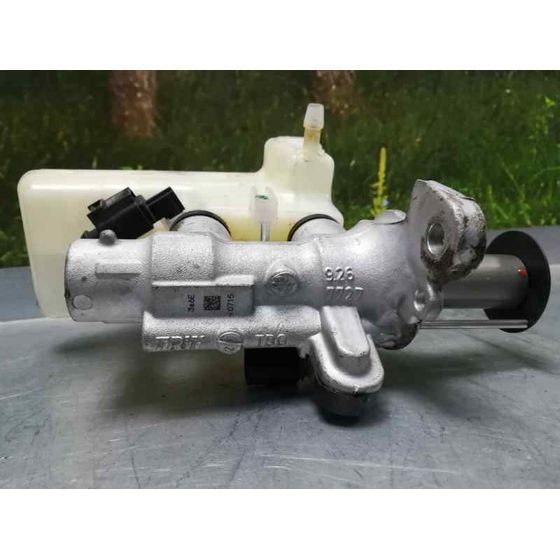 Bomba Freno Para Volkswagen Passat Lim.