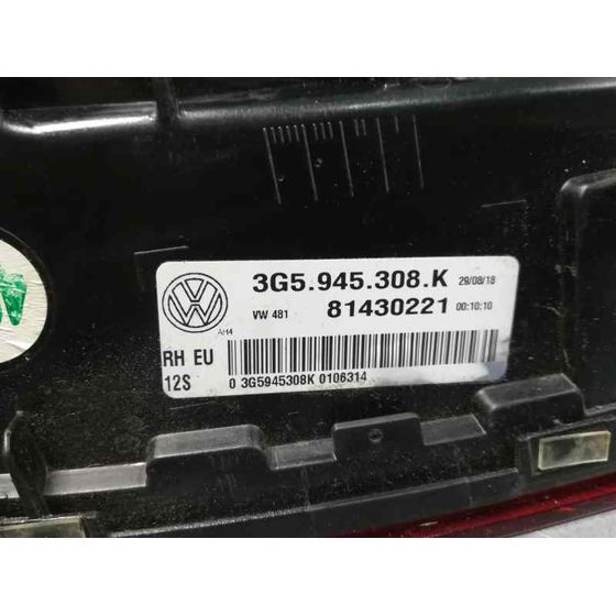 Piloto Trasero Derecho Para Volkswagen Passat Lim.