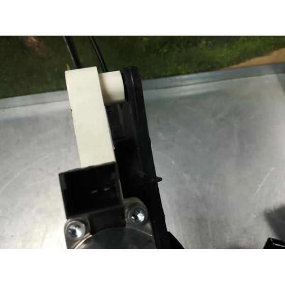 Elevalunas Delantero Izquierdo Para Volkswagen Passat Lim.