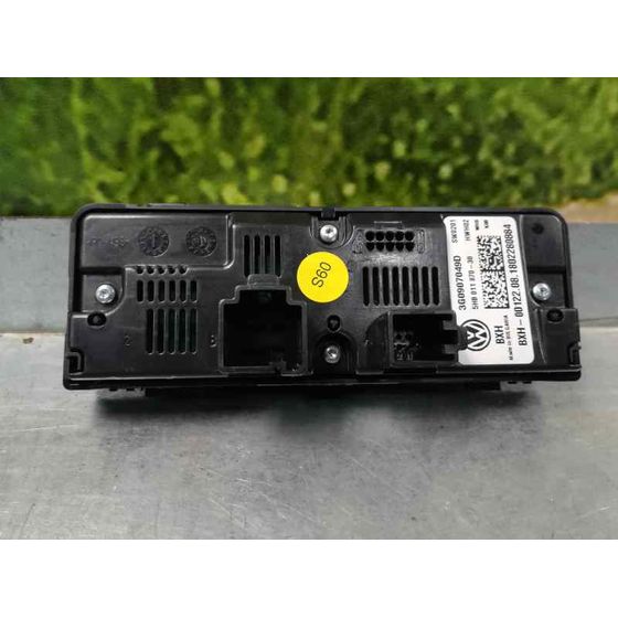 Mando Climatizador Para Volkswagen Passat Lim.