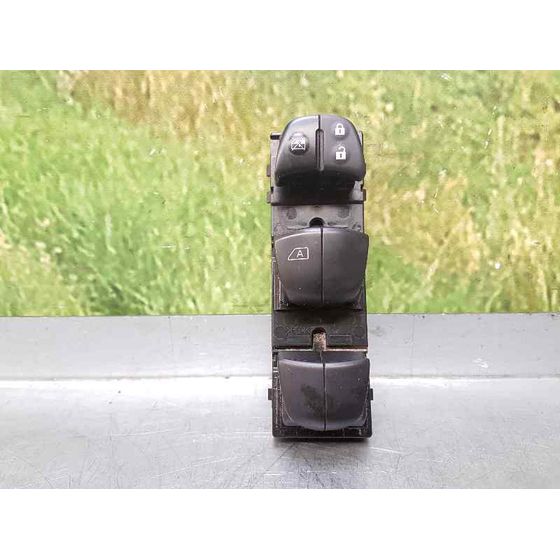 Mando Elevalunas Delantero Izquierdo para Nissan Pulsar (C13)